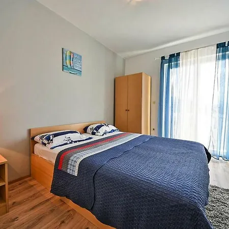Holiday - Cdn021015-f Holiday home *